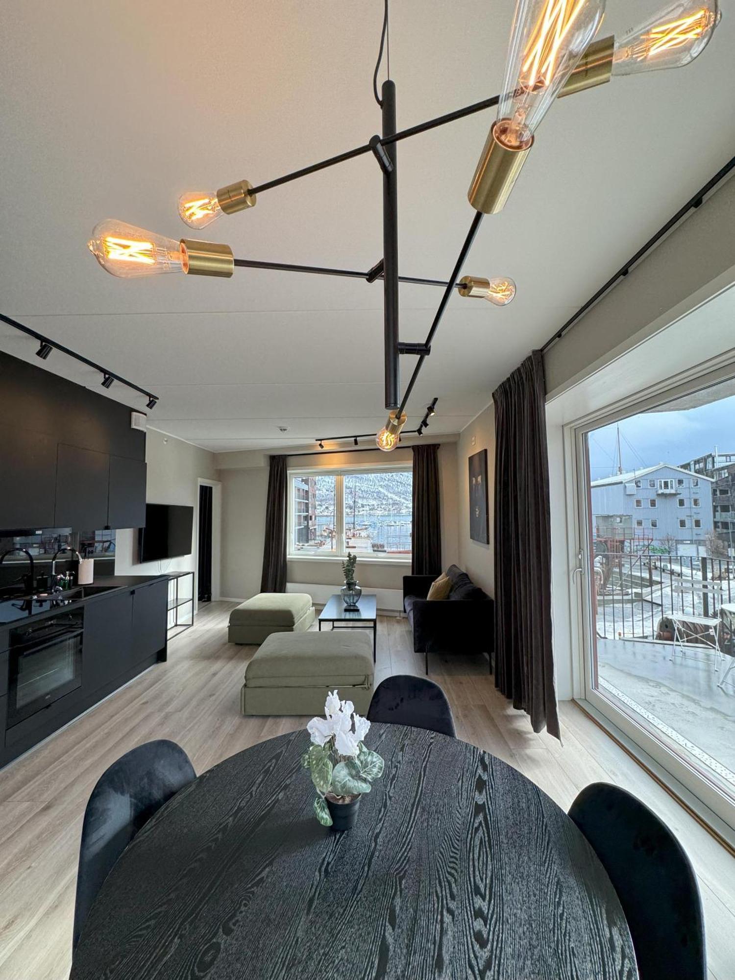 Totalapartments Vervet Apartment Hotel Tromso Exterior photo
